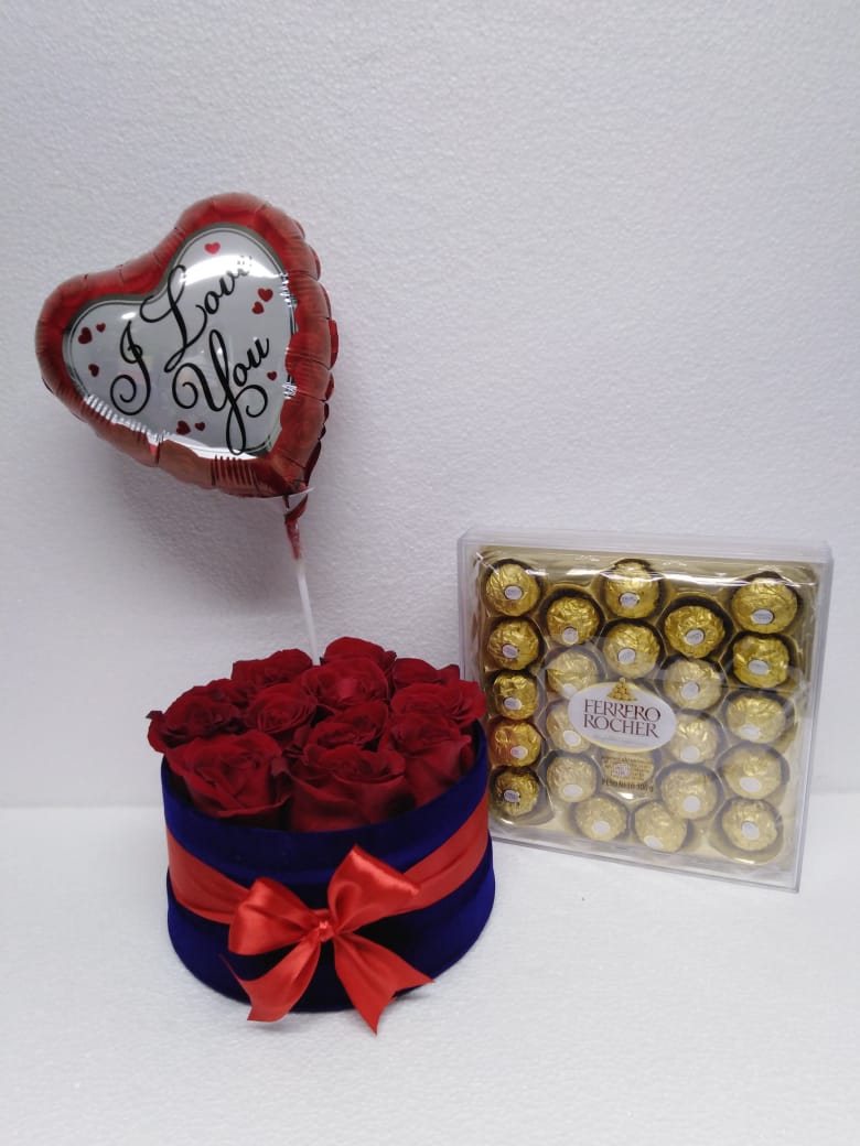 12 Rosas en Caja Redonda, Bombones Ferrero Rocher 300 Gramos y Globito 